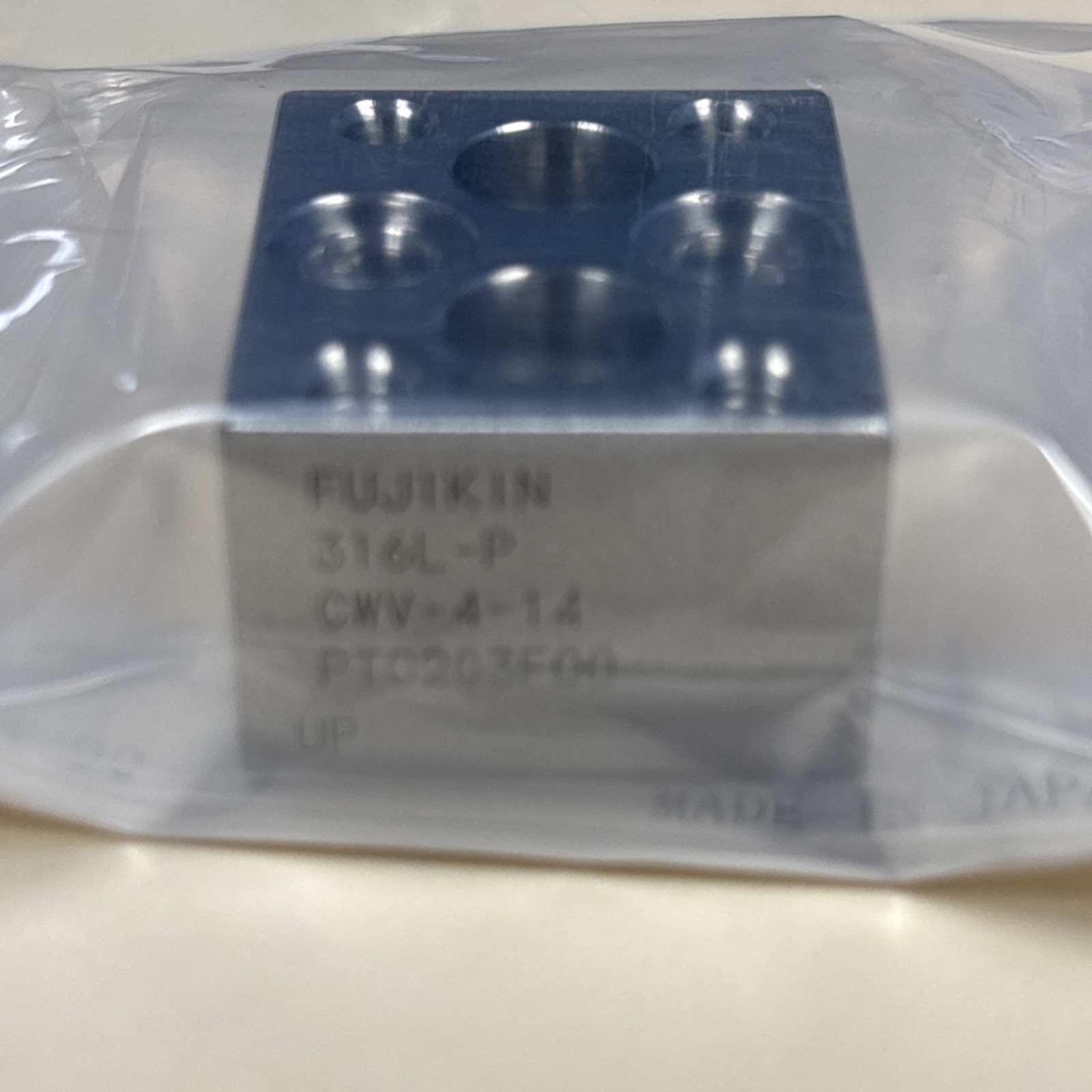 FUJIKIN Valve Seat Base Block, CWV-4-14, 316L-P, Lot of 10