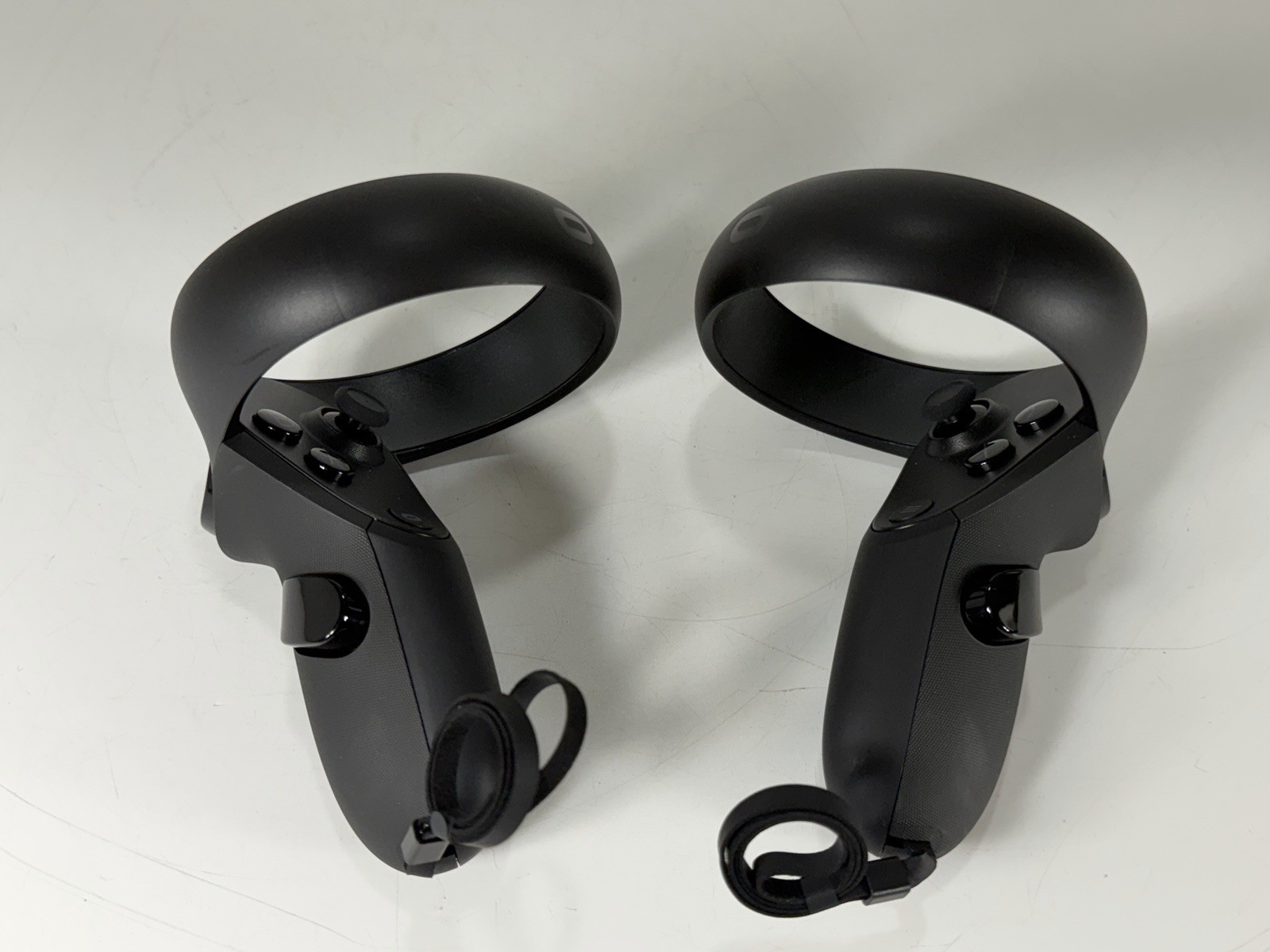 Oculus Rift S PC-Powered VR Gaming Headset - Full Set in Original Box