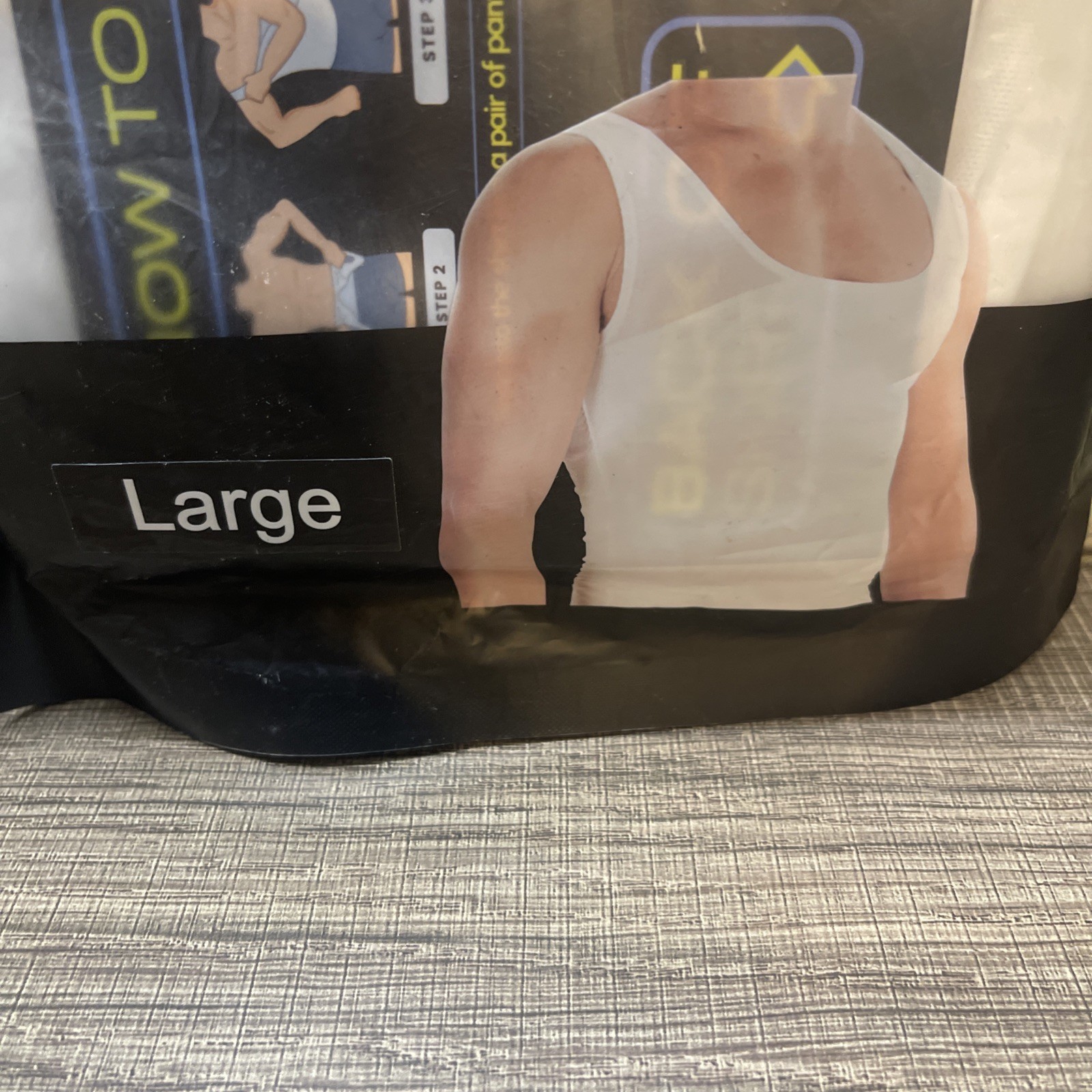 ESTEEM APPAREL WHITE COMPRESSION TANK TOP SHIRT SIZE (Large)