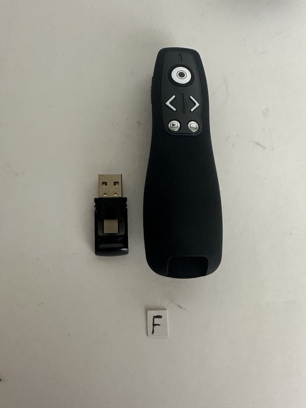 Presentation Clicker Wireless Presenter Remote for PowerPoint, Powerpoint