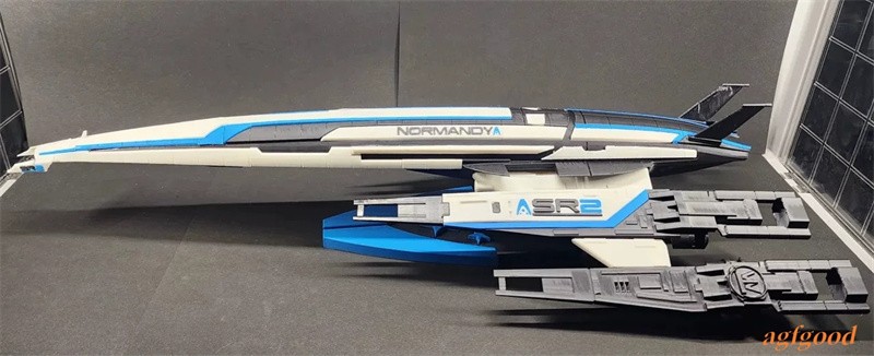 MASS EFFECT SSV Normandy SR2 Spaceship Painted Model 3D Build Length 50CM