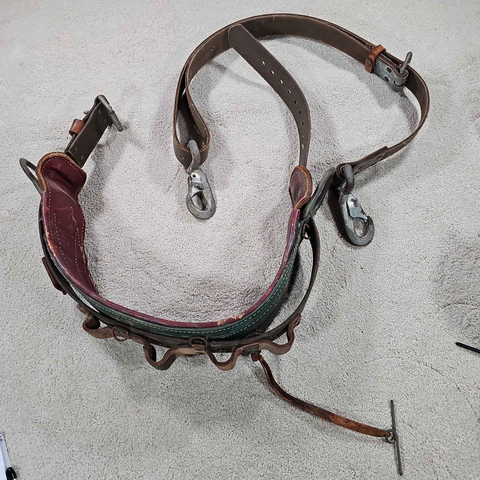 Vintage 1972 Klein Buhrke  Lineman Bell System Climbing Leather Safety Belt 24
