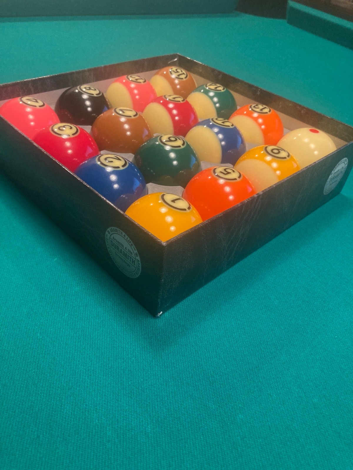 Aramith Tournament Pro Cup TV pool balls