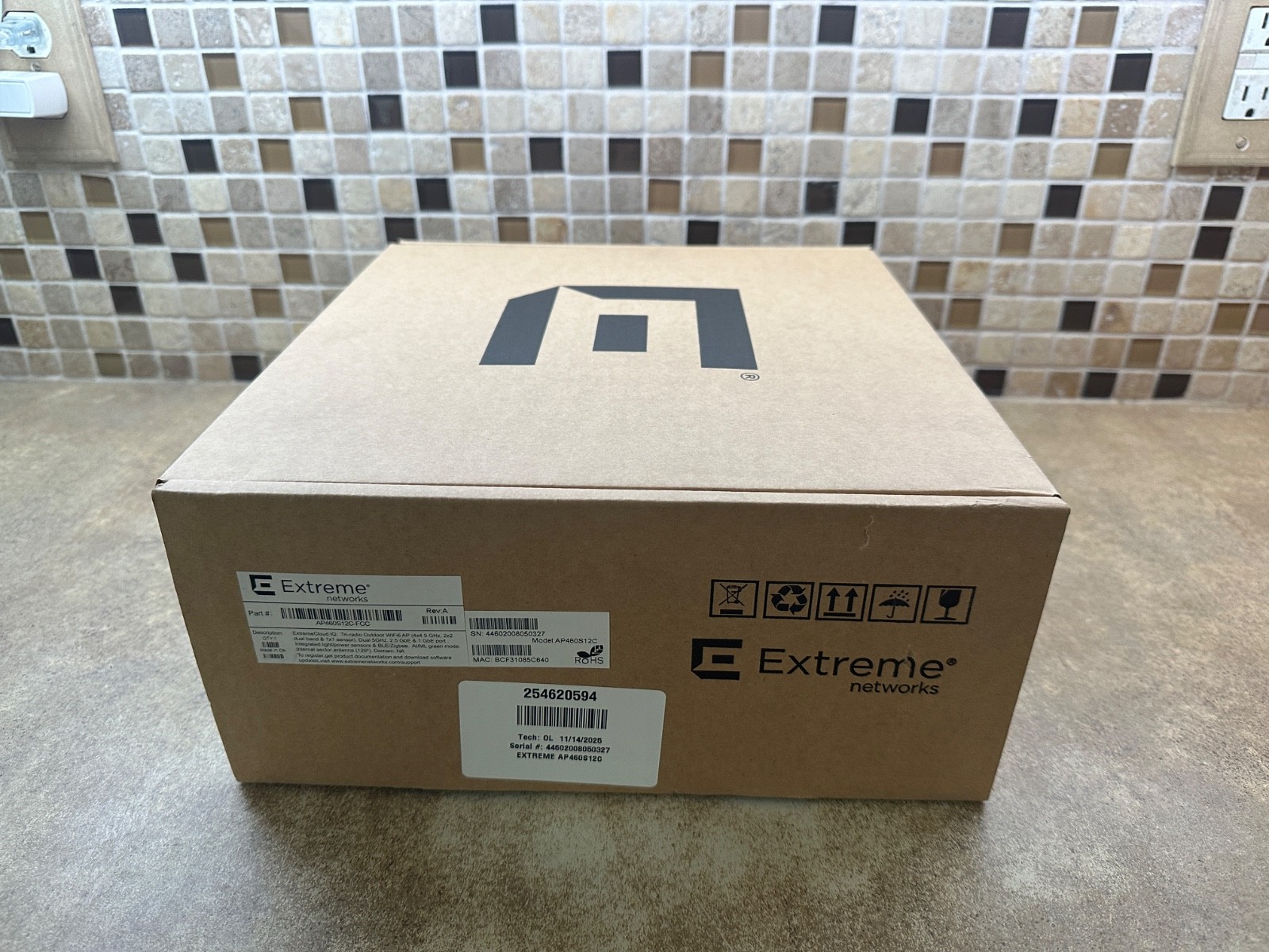 Aerohive / Extreme Networks AP460SC 4.8 Gbps Wireless Access Point