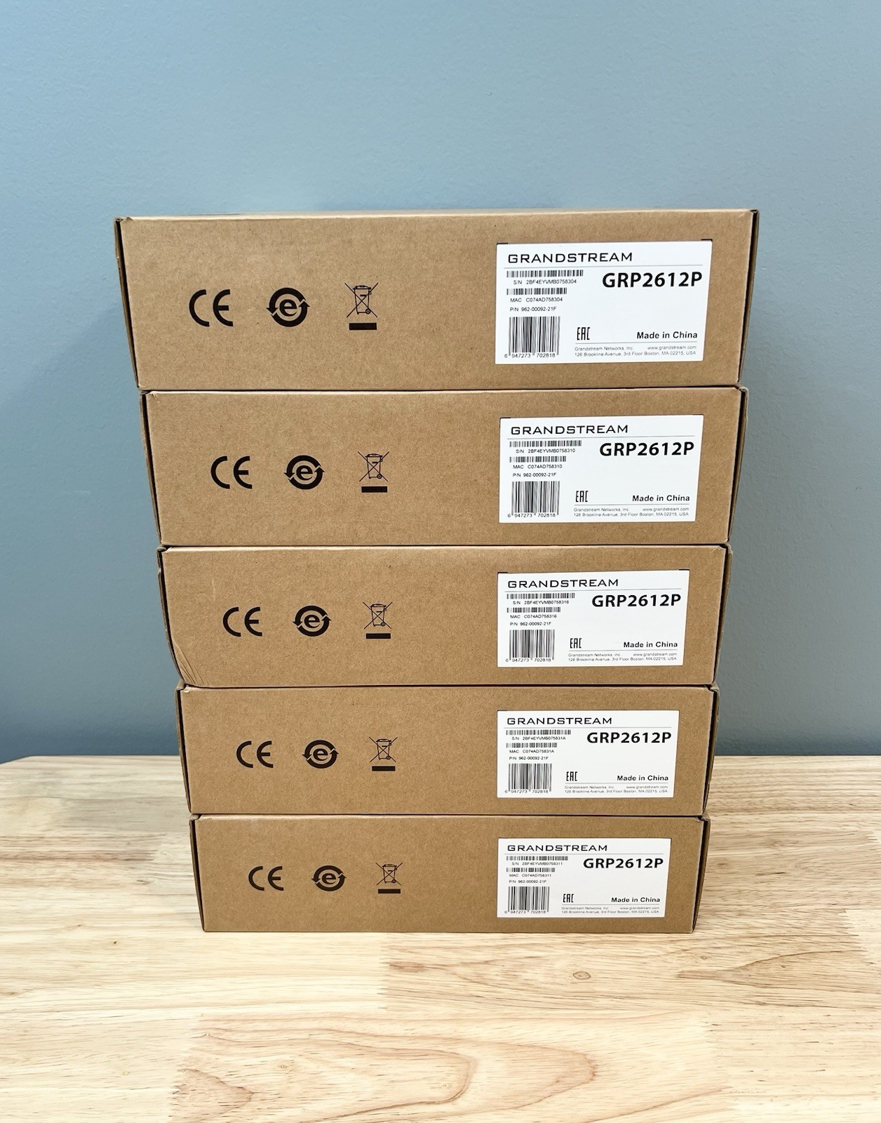 Grandstream GRP2612P Carrier-Grade HD IP Phone - LOT OF 5 - BRAND NEW - **READ**