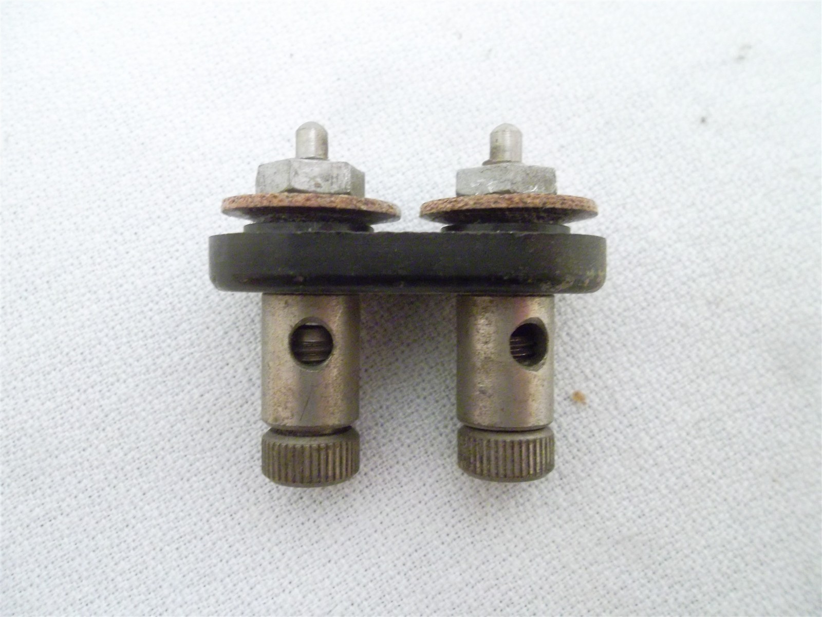 HALLICRAFTERS PART - ANTENNA BINDING POST SET w/ BLACK INSULATOR