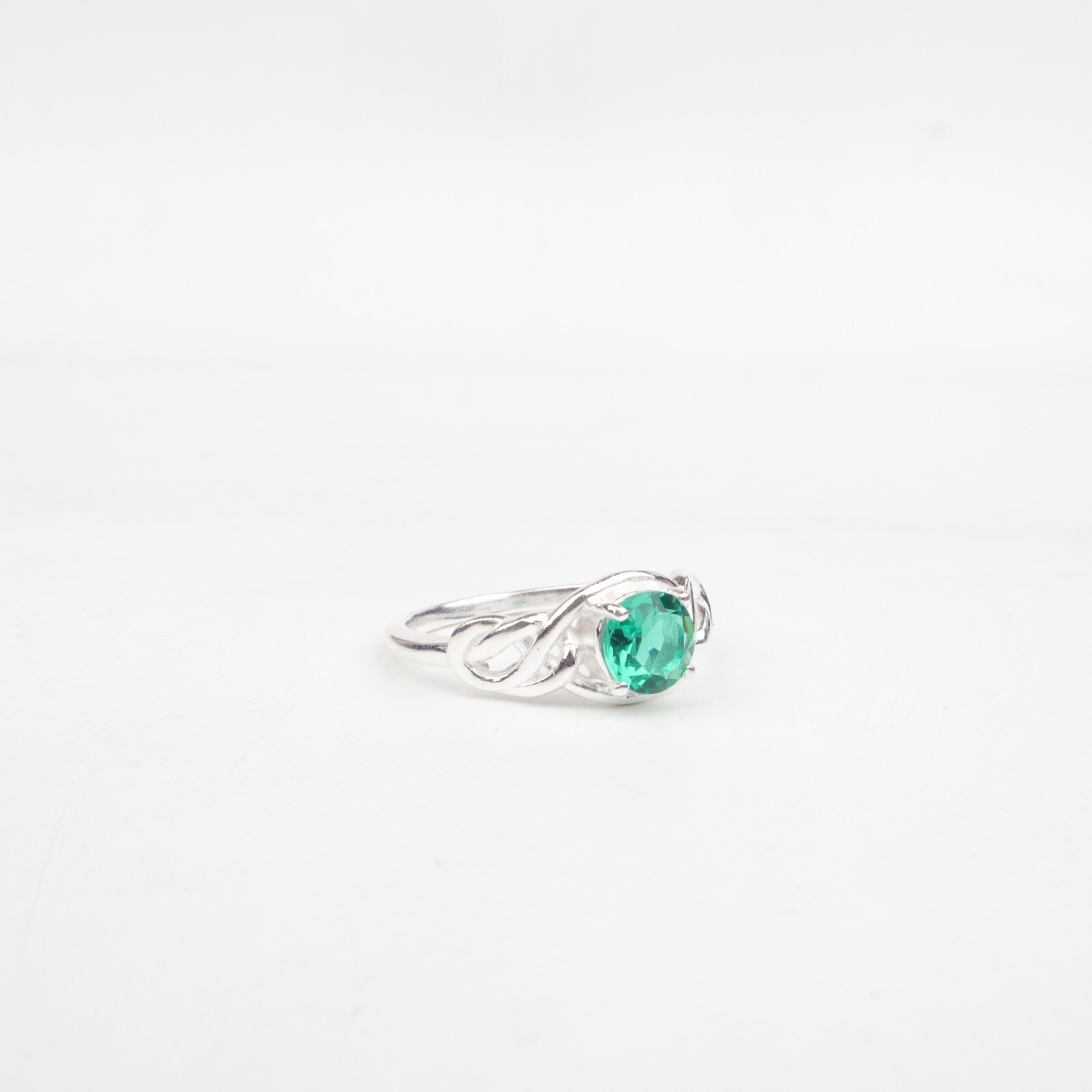 Chrome Diopside Gemstone 925Sterling Silver Jewelry Statement Ring Gift For Her