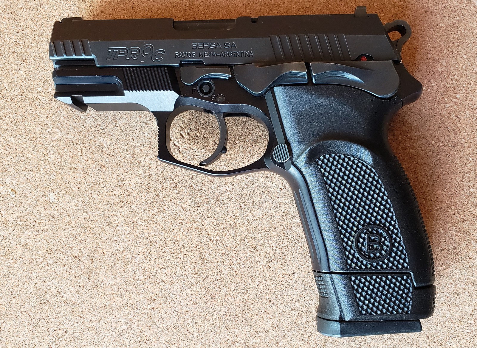 Bersa TPR9C Compact Pistol Grip Upgrade, Enhanced Texture & Backstrap, Thunder.