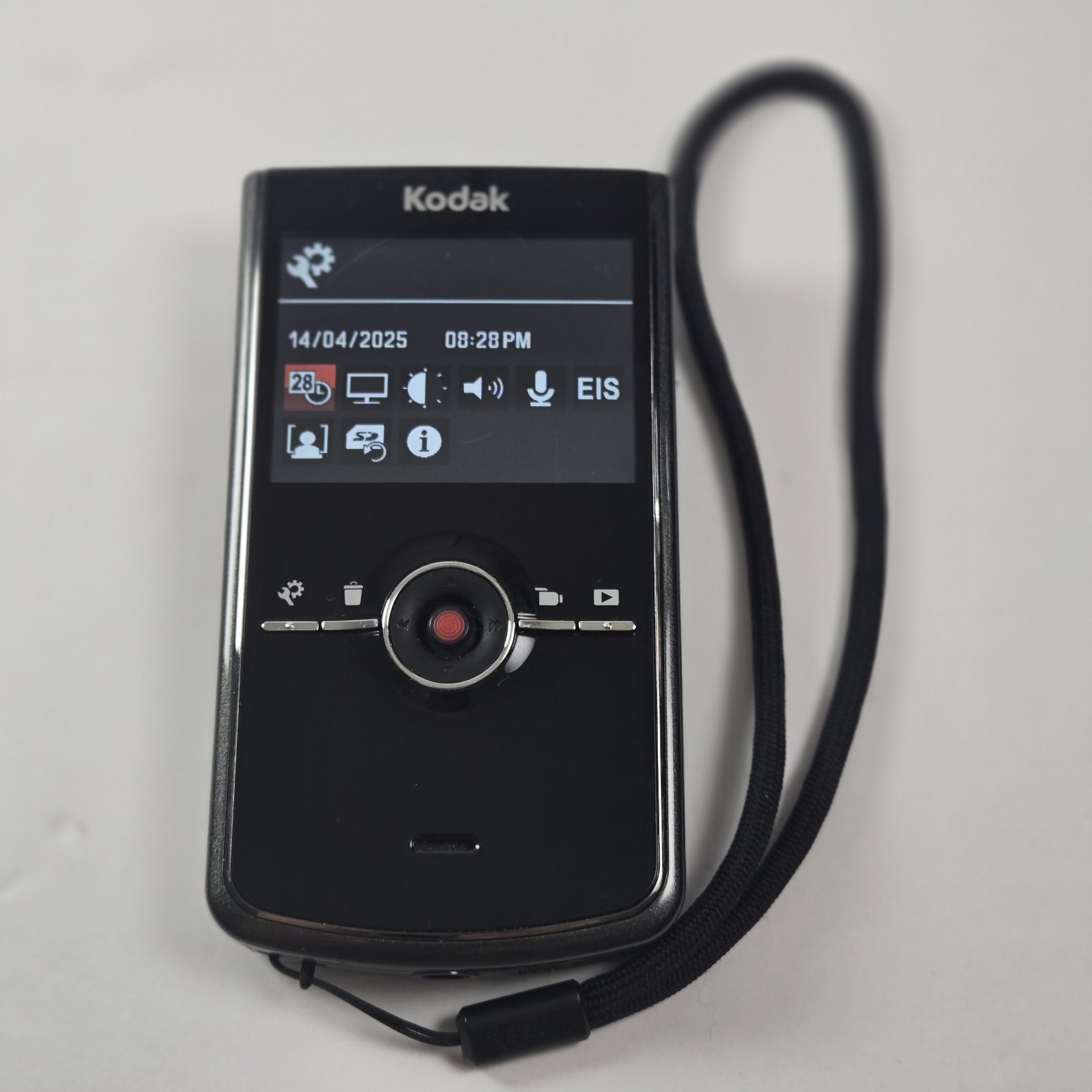 Kodak Zi8 Pocket Video/Photo Digital Camcorder 1080P HD Tested