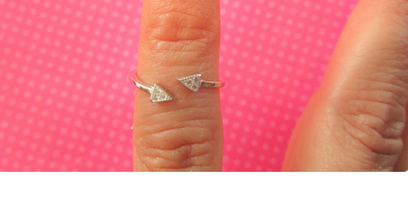 Crystal sterling silver spike toe ring