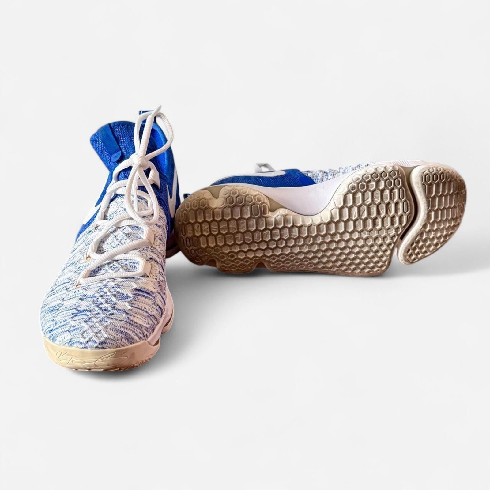 Nike Men's Blue and White Trainers