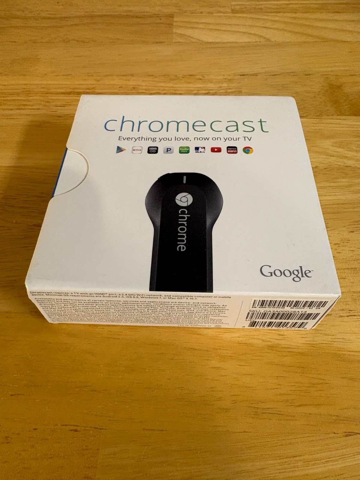 Google Chromecast (1st Generation) Streaming Media Player H2G2-42 Black Used