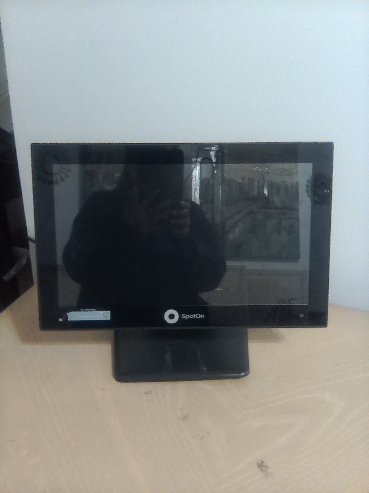 SpotOn Apexa GW 15" Point Of Sale System Terminal POS NO Power Supply No HDD
