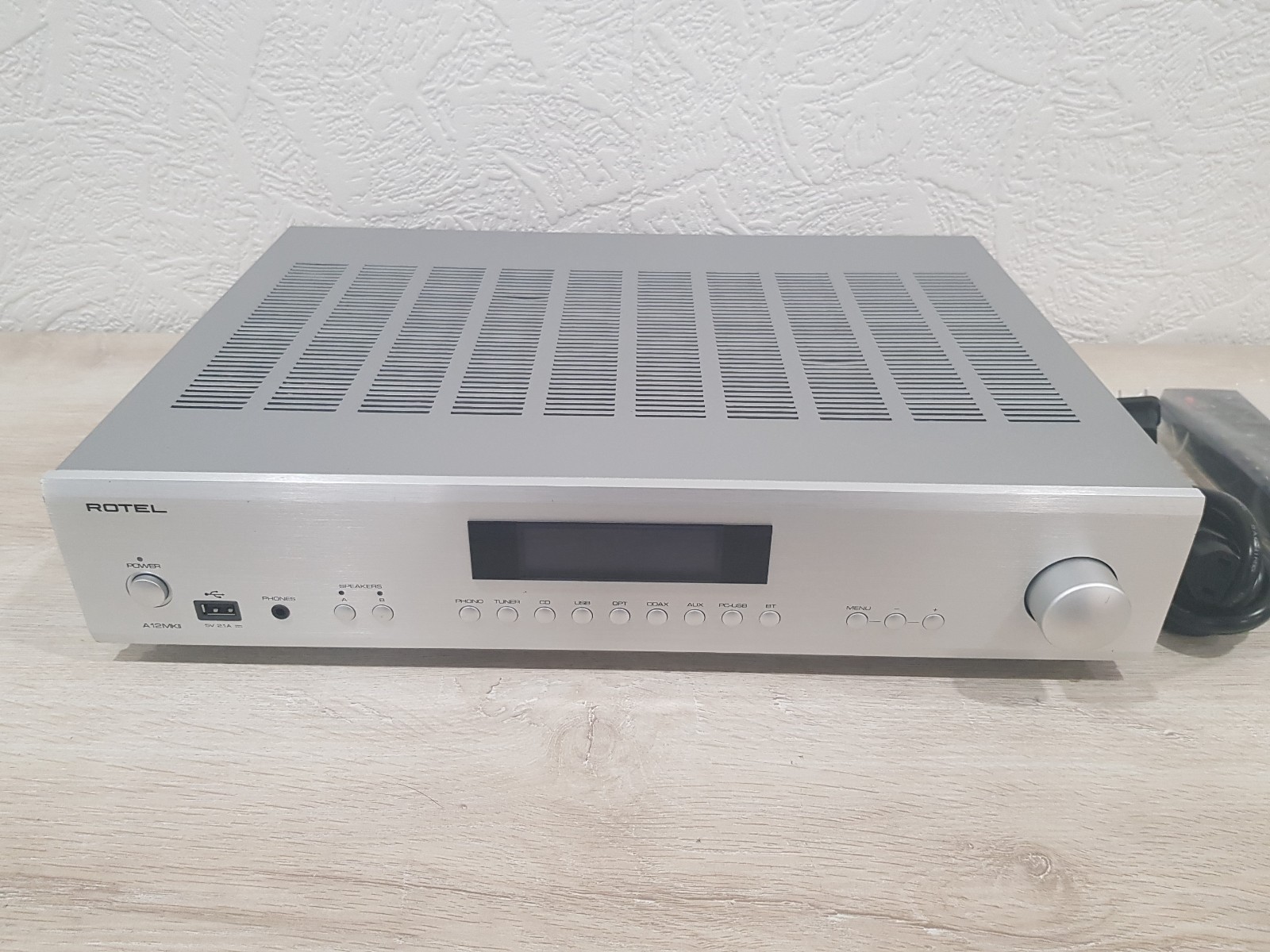 Rotel - A12MKII 60W 2-Ch Integrated Stereo Amplifier - Silver