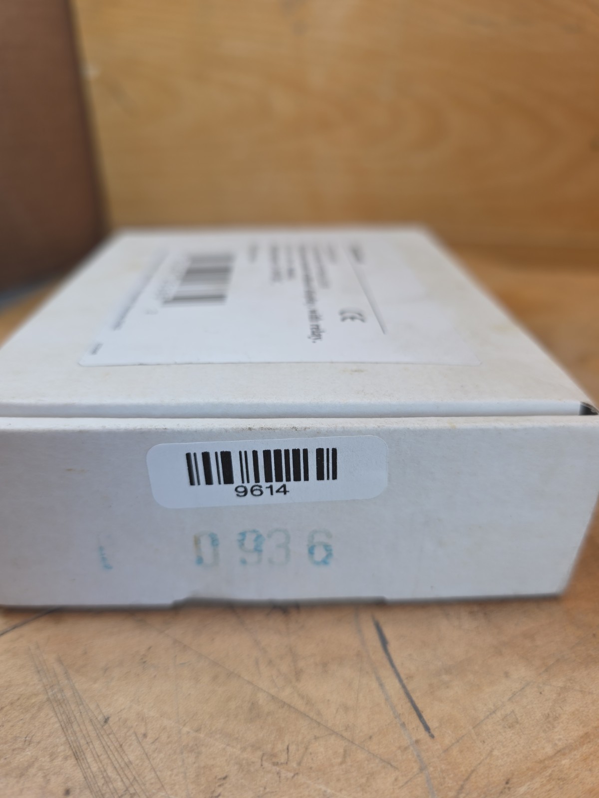 Honeywell C7232A1016 CO2 Sensor/Controller Wall Mount