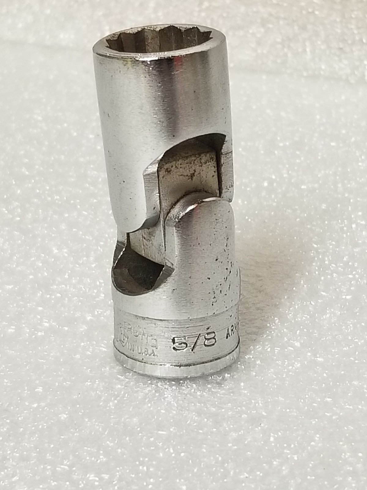 Armstrong Armaloy SX-1220 1/2"-Drive 12-Pt Flex/Swivel Socket 5/8" Made in USA
