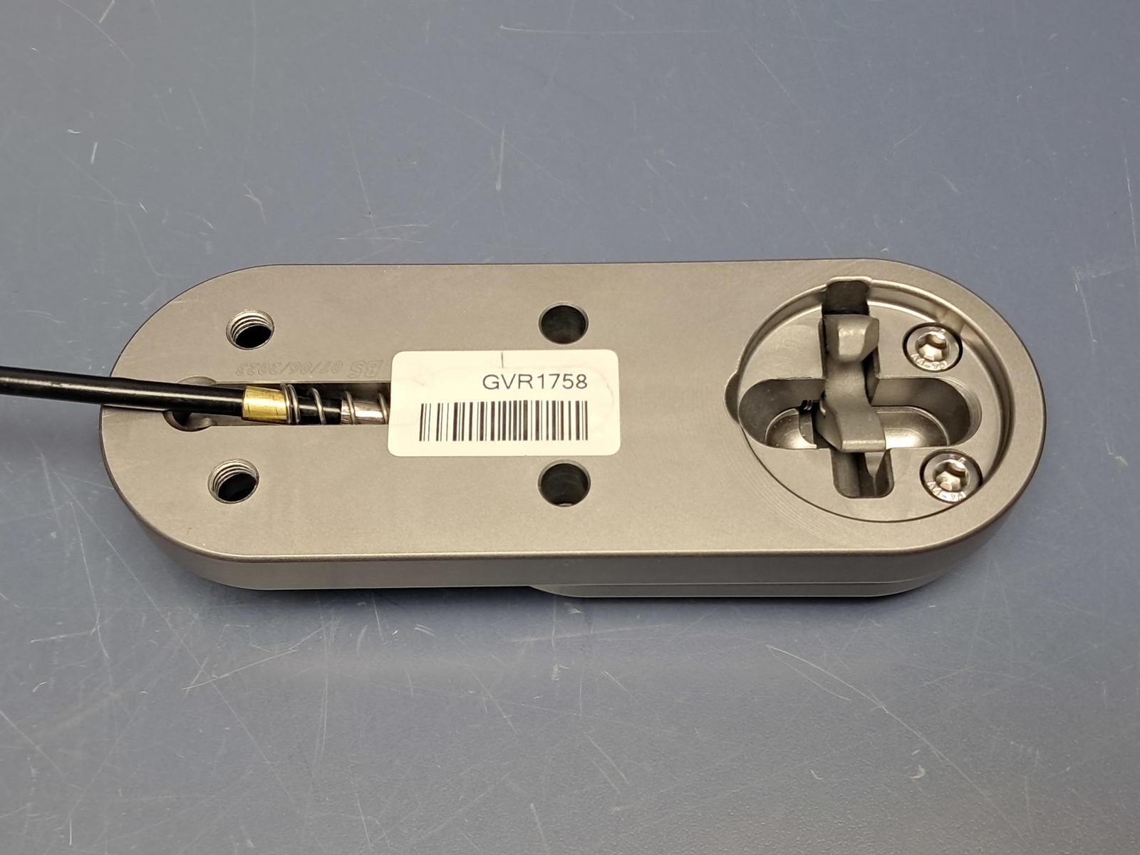 Gatelock Van Medium G4MG1 GVR1757