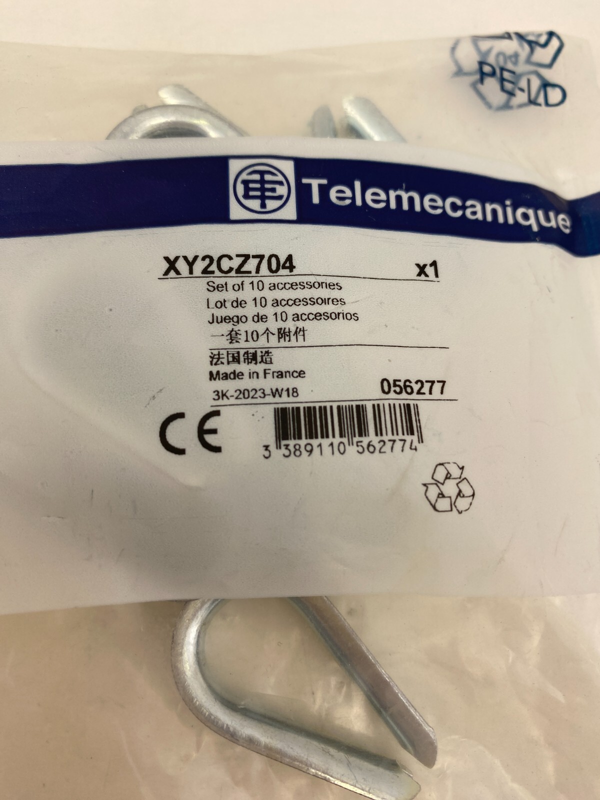 Telemecanique XY2CZ704 Set of 10 Cable End Protectors for XY2C,Sold/bag (10)
