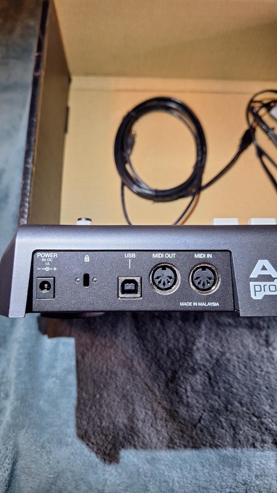 Akai MPD26 Velocity Sensitive Pad Controller