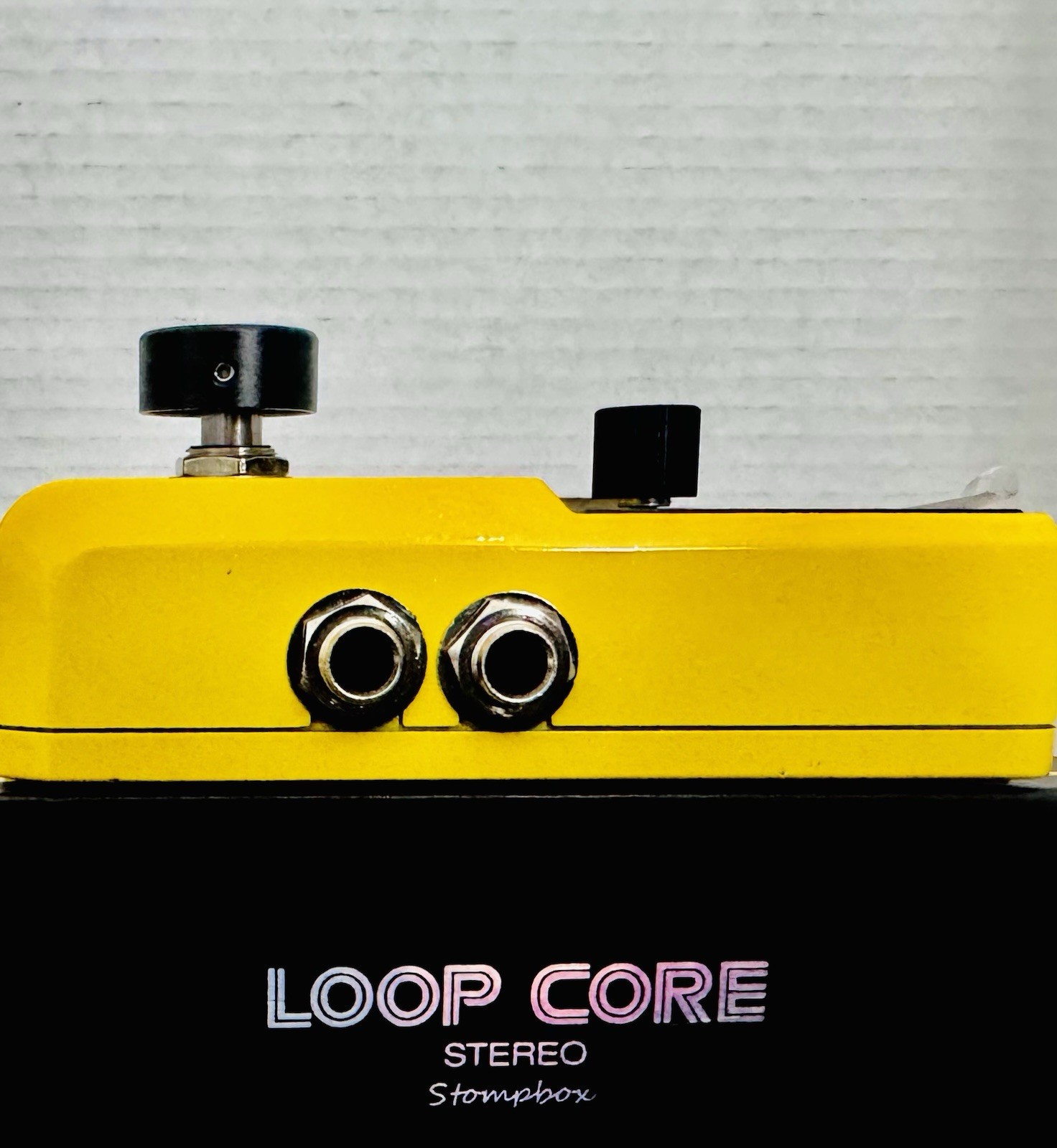 NUX Loop Core Stereo Looper with MIDI