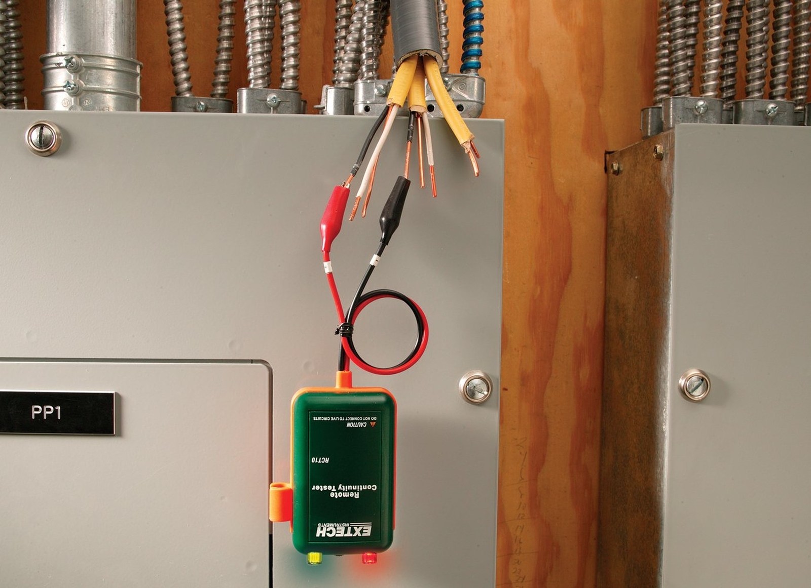Extech CT20 Remote and Local Continuity Tester Standard