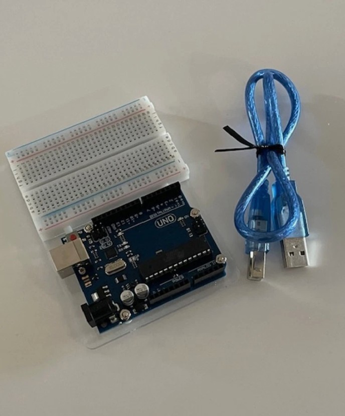 LOOK!! Educators!! STEM Classroom UNO Micro-Controller Dev Kit W/ Breadboard