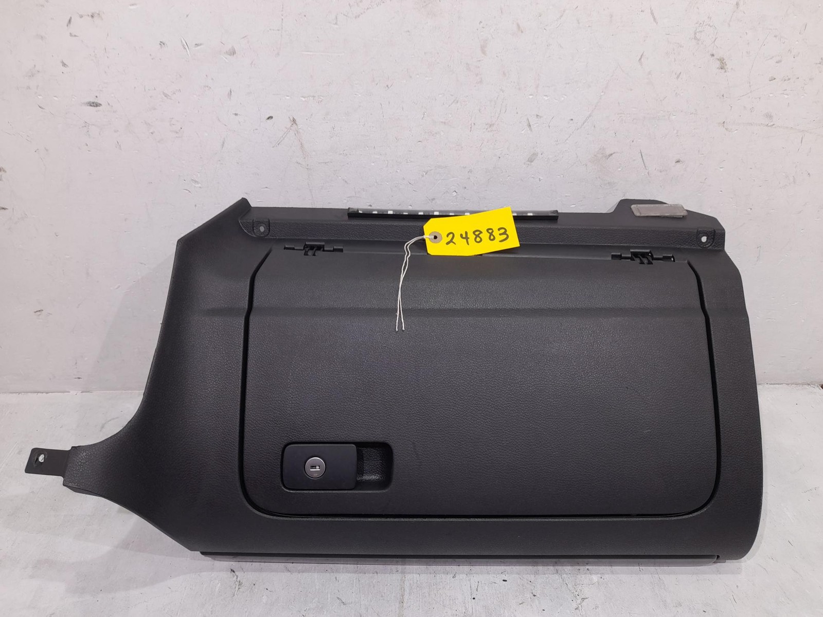 VOLKSWAGEN GOLF 2009-2012 DASH GLOVE BOX STORAGE COMPARTMENT