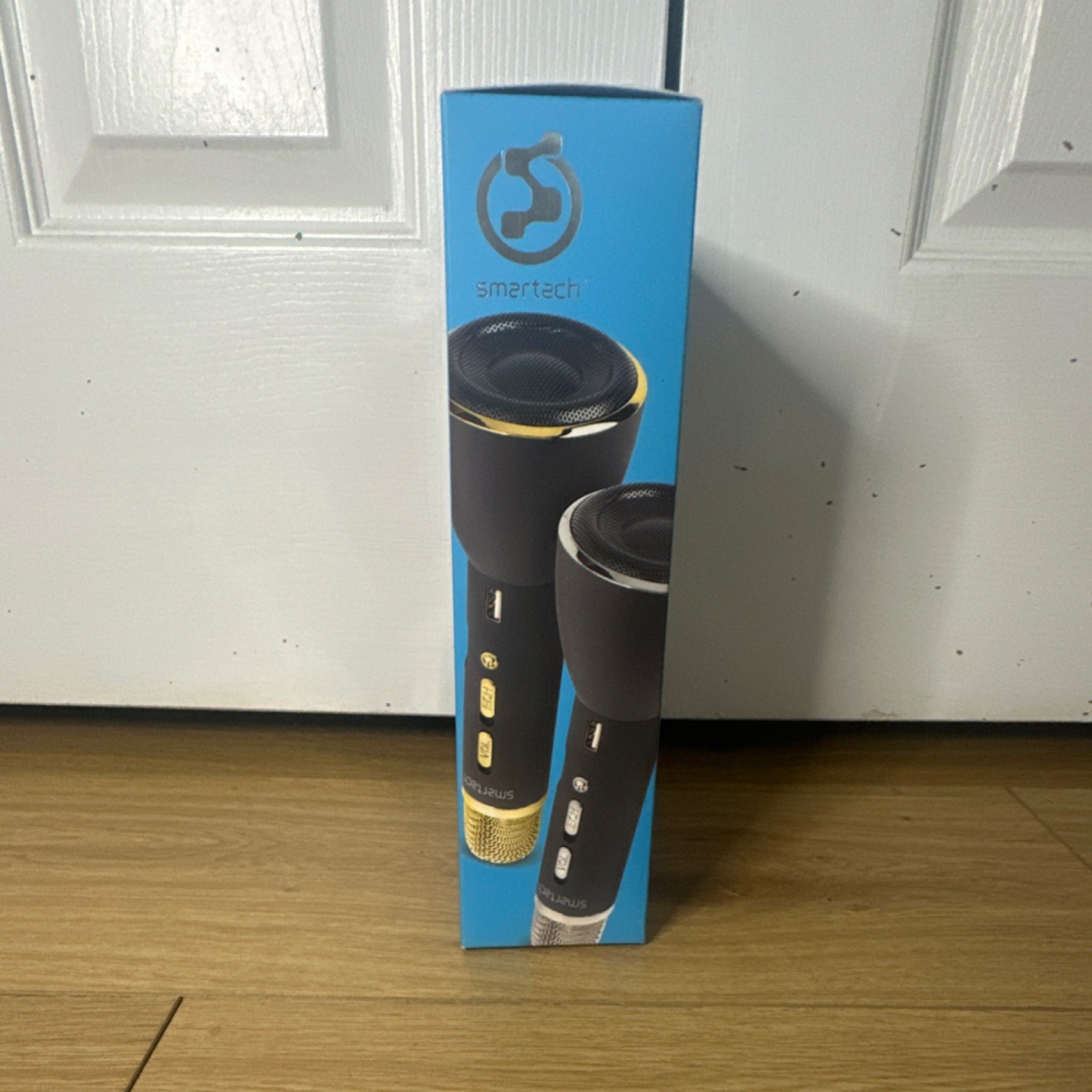Smartech Wireless Karaoke Microphone 2-Pack Black Gold Bluetooth USB Compatible
