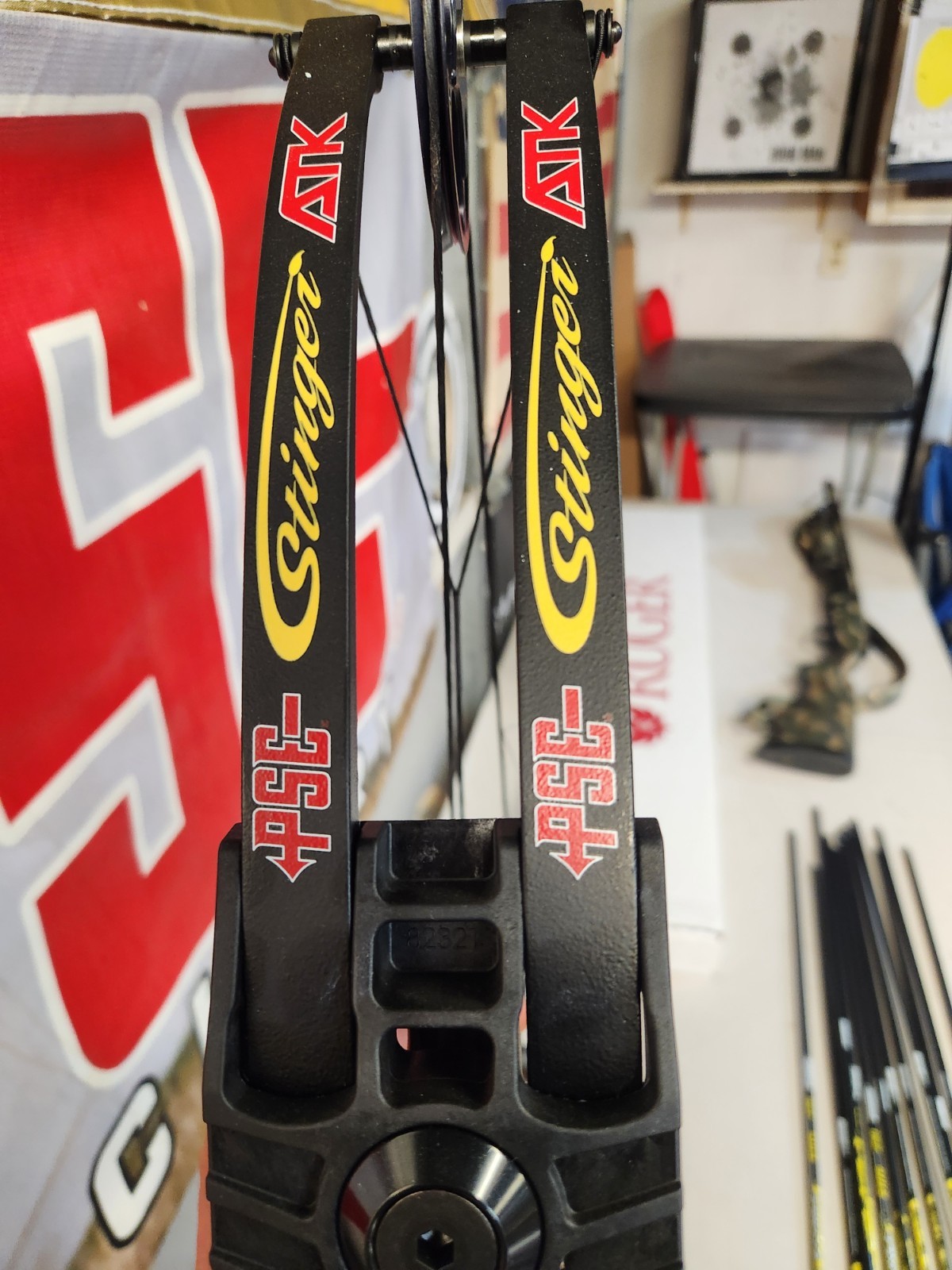 PSE STINGER ATK MAX RH.