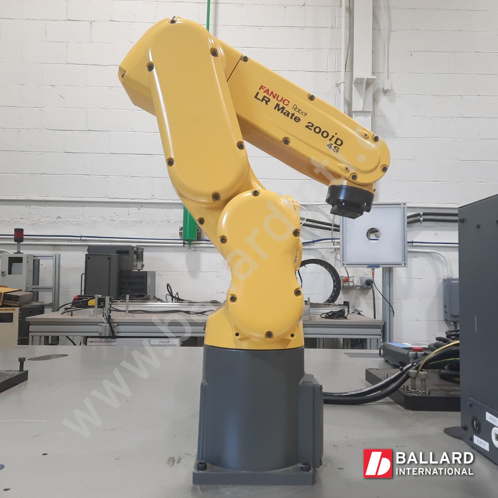 FANUC LR Mate 200iD/4S Robot w/ R30iB Mate Plus Controller  - 0 Hours! - F266647