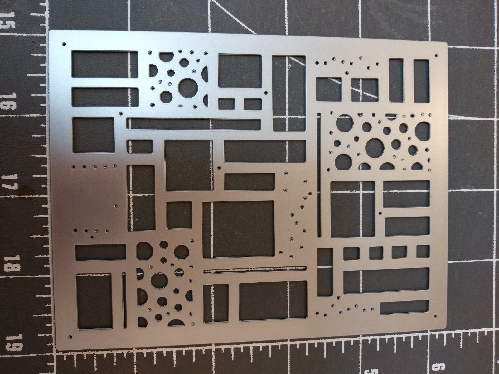 Universal Die Cut Tool Thin Metal Emboss Card background design 4x5.25" circle