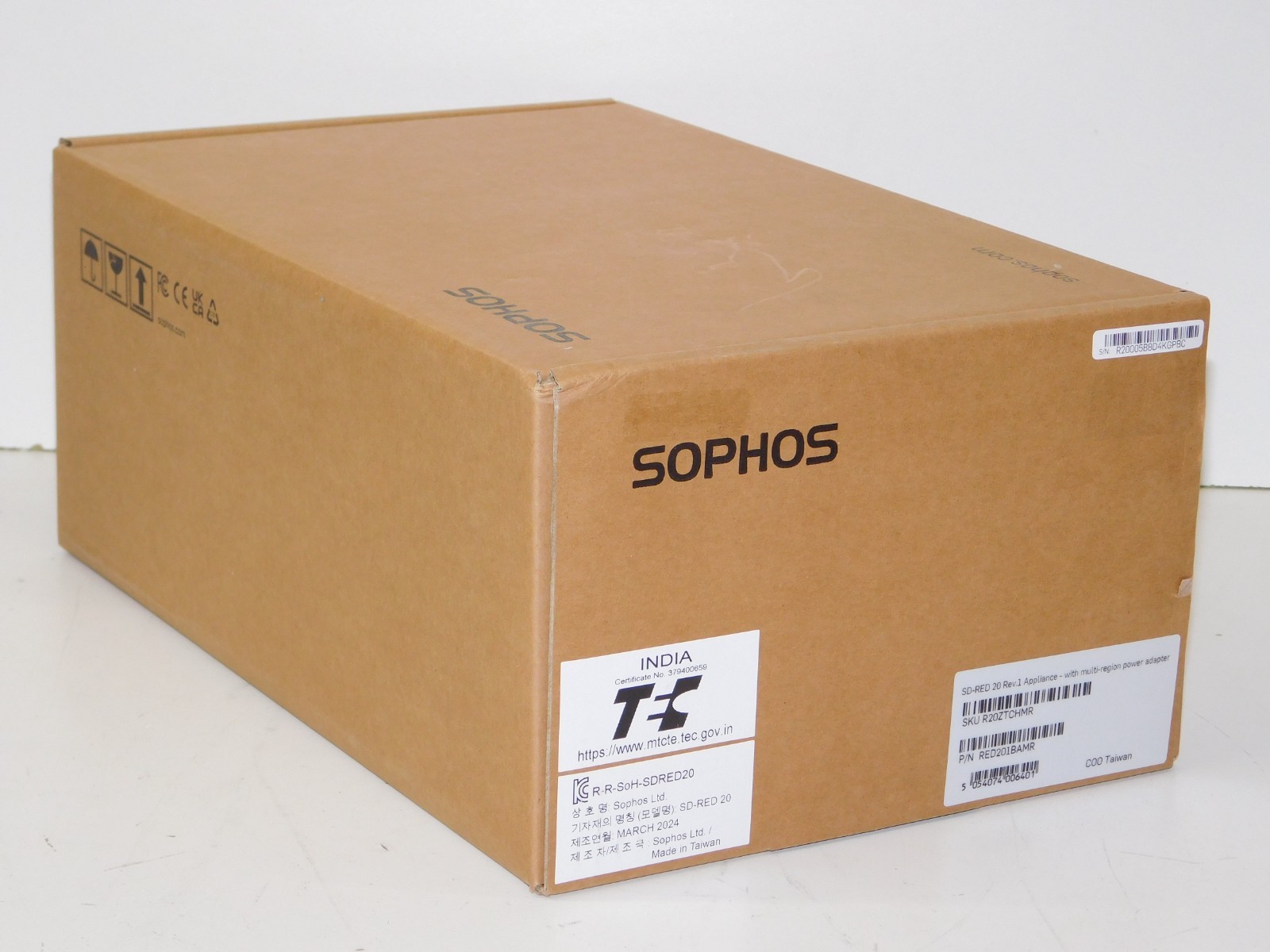 New Sophos RED201BAMR SD-RED 20 SD-WAN Edge Device 4 LAN Ports w/ Power Adapter