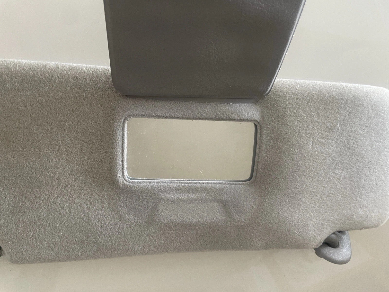 2001 2002 2003 TOYOTA PRIUS DRIVER SIDE SUN VISOR GRAY COLOR 29694054 TOYOTA OEM