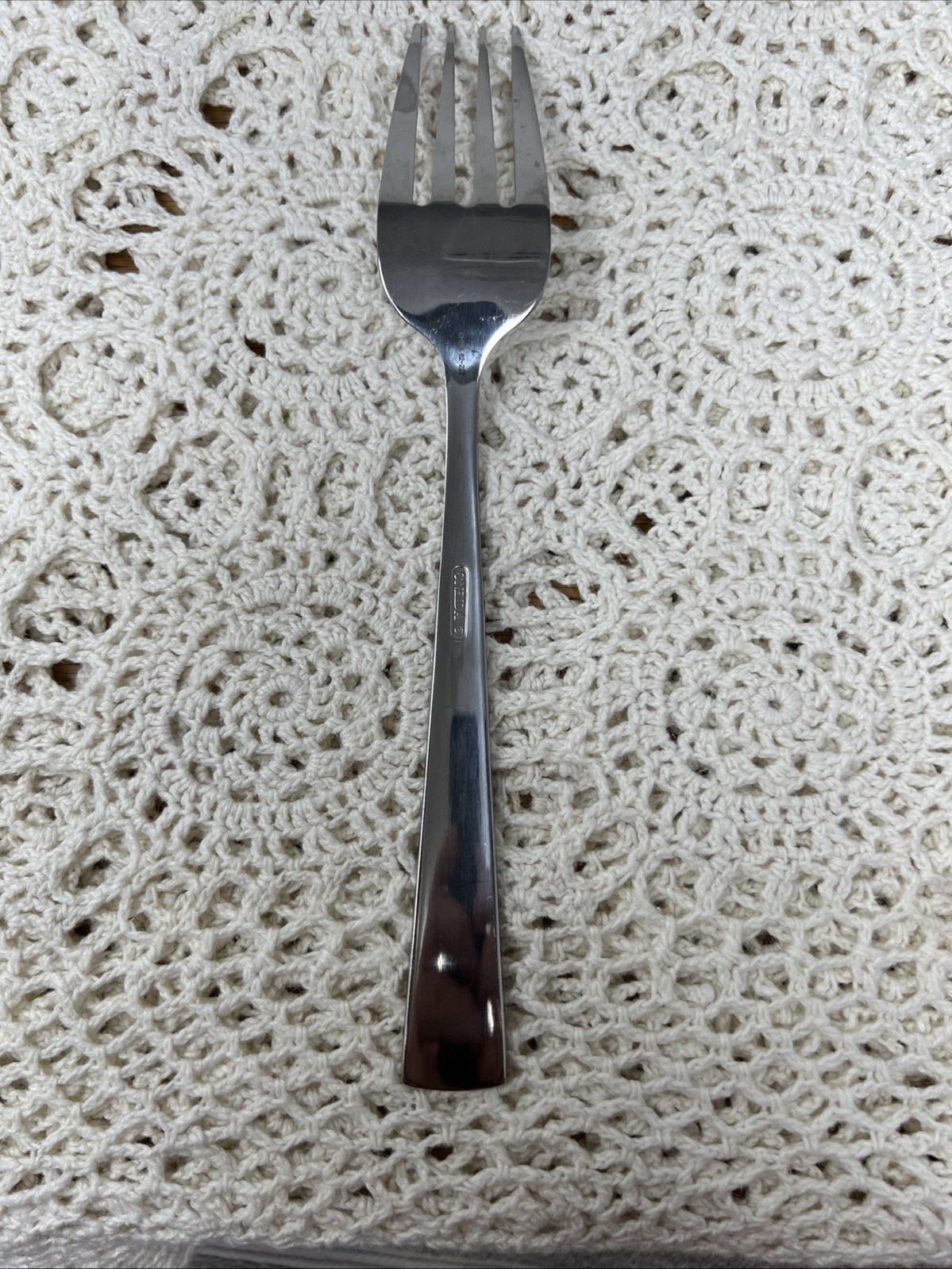 Nocha Serving Fork Stainless Flatware Silverware Oneida Glossy 9 Inch
