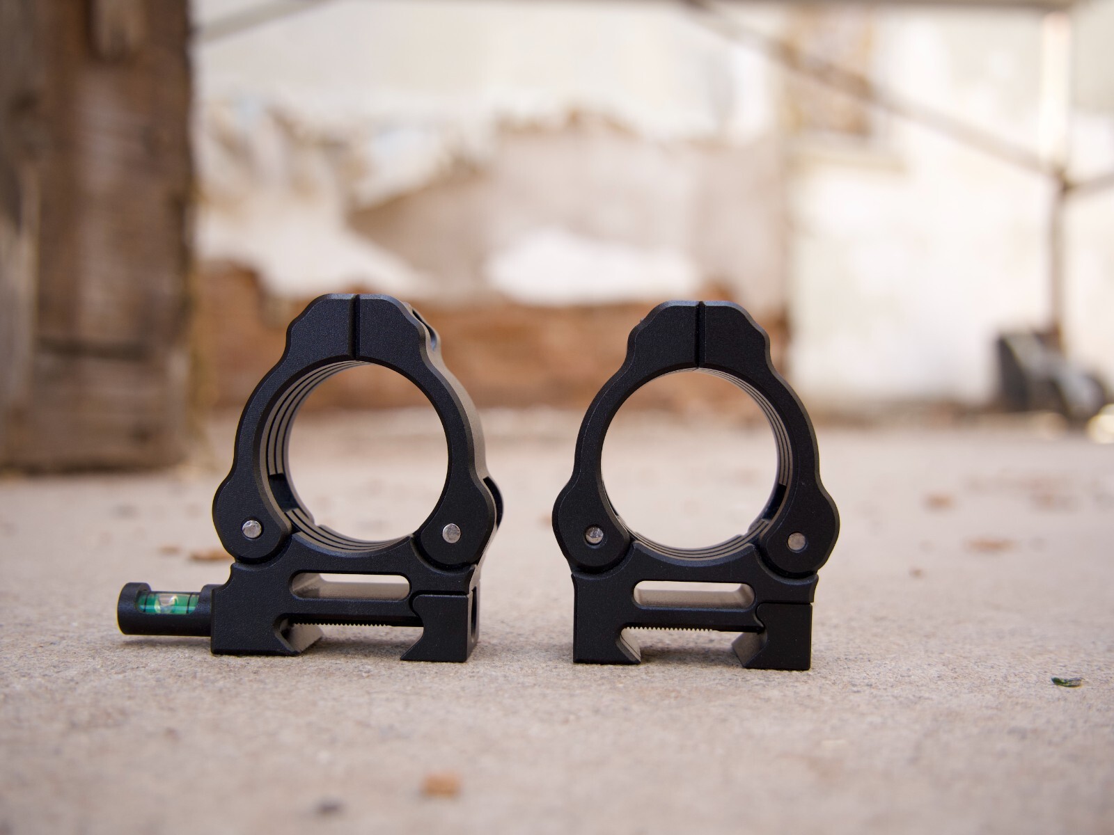 30mm Medium Scope Rings with Inetgrated Level!