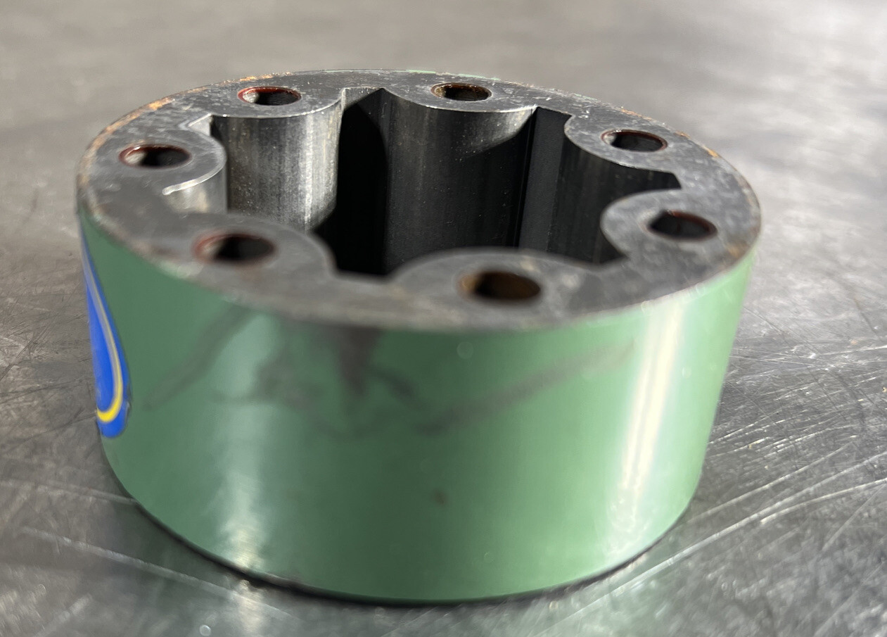 Used Surplus LAMINA HYDRAULIC MOTOR Fitting