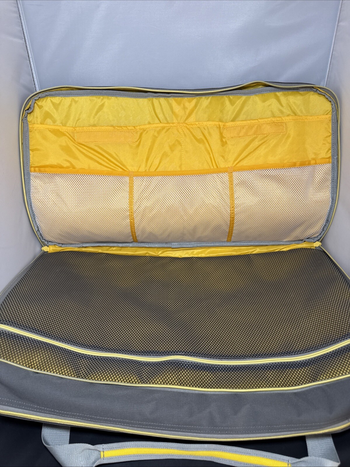 Mountainsmith Hotbox Hauler Storage Bag EUC Discontinued