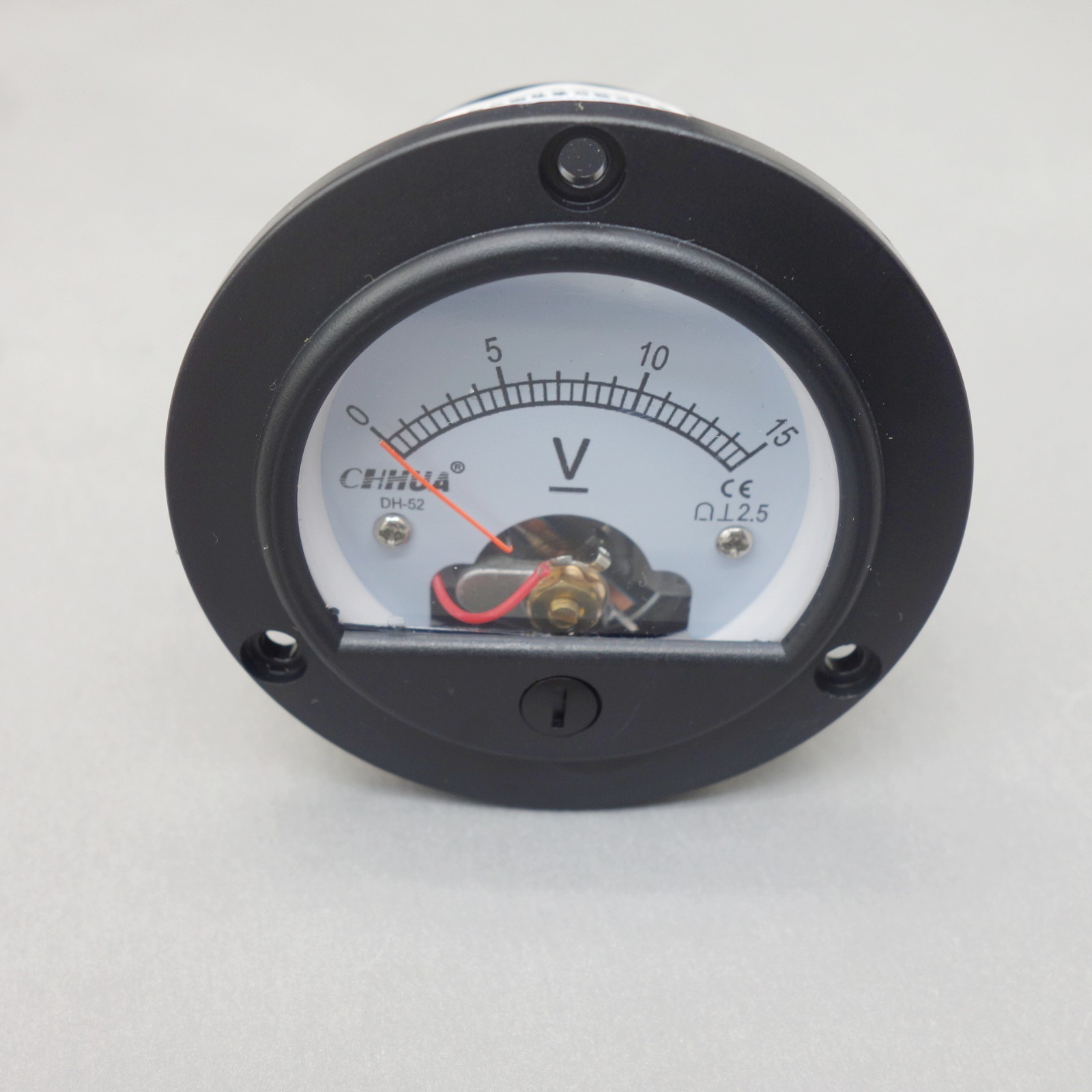 DC 0-15V Round Analog Voltmeter Analogue Voltage panel meter Dia. 66.4mm DH52