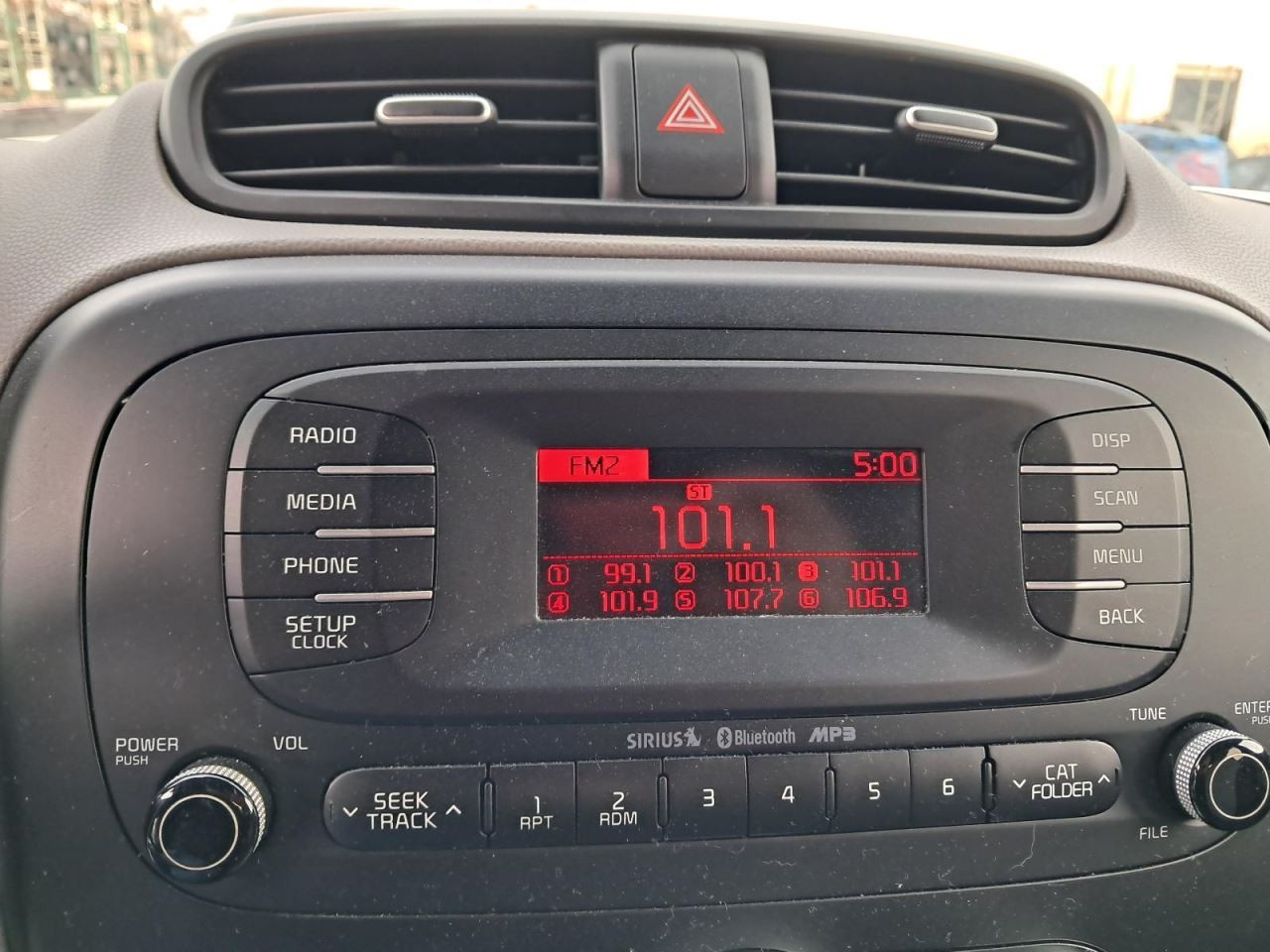 SOUL 2014 Glove Box 4903453