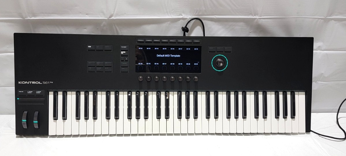 Native Instruments Kontrol S61 MK3 61-Key MIDI Keyboard Controller