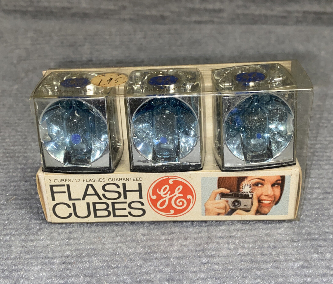 VTG GE Flashcubes Set Of 3 Cubes New in Original Package 12 Flashes Free Ship M5