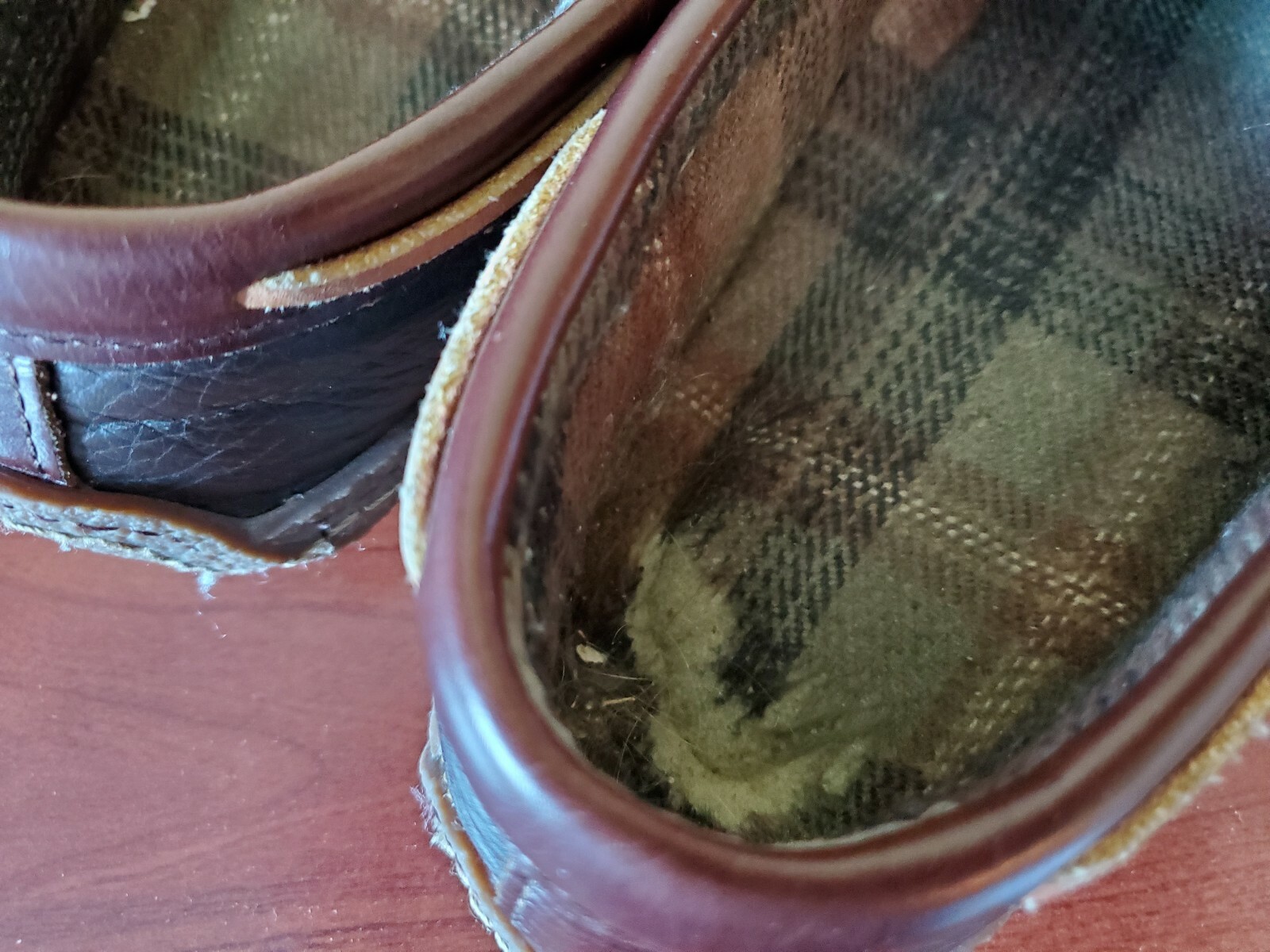 L.L. Bean Mens brown leather Slippers