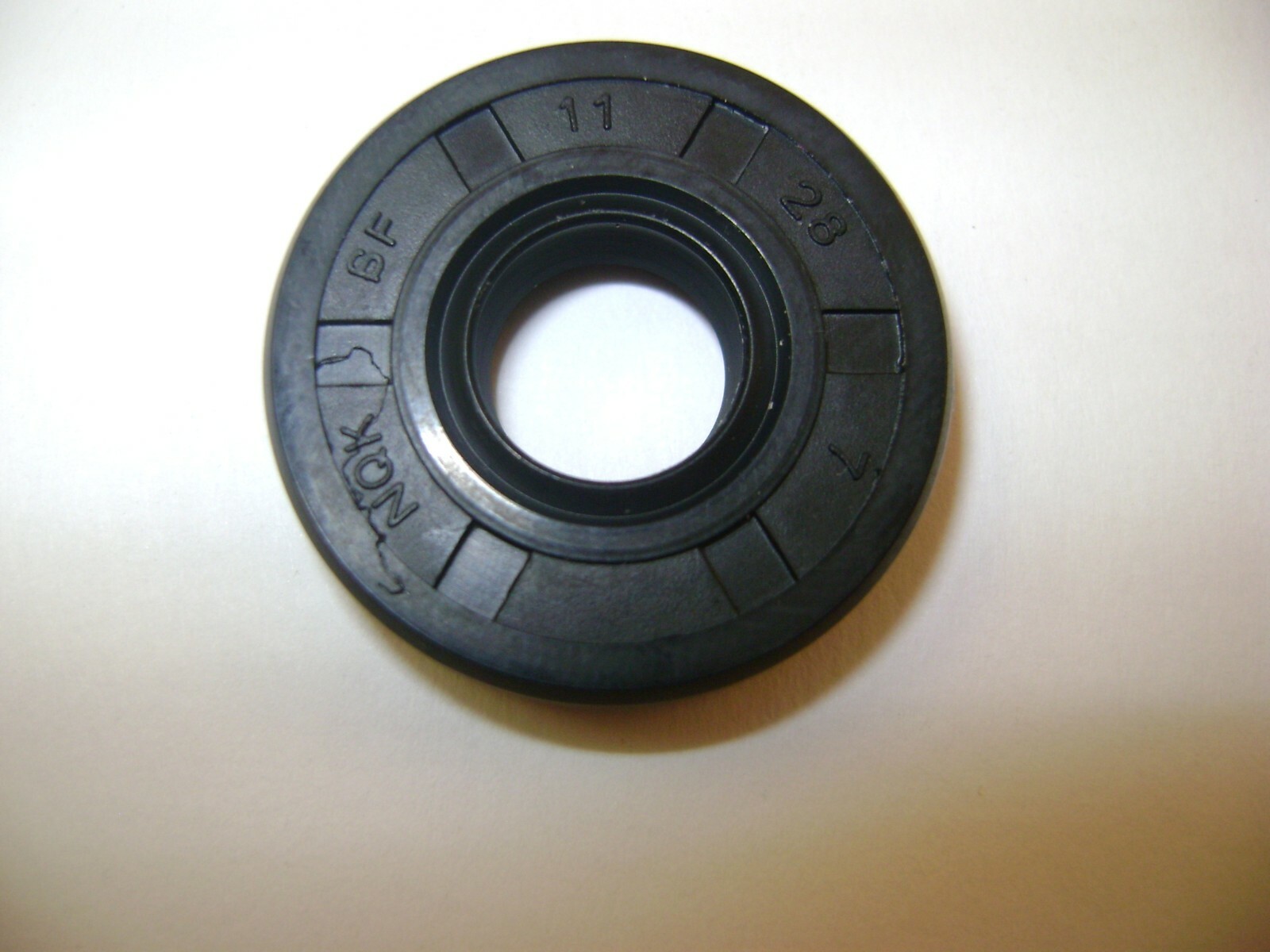 NEW TC 11X28X7 DOUBLE LIPS METRIC OIL / DUST SEAL 11mm X 28mm X 7mm