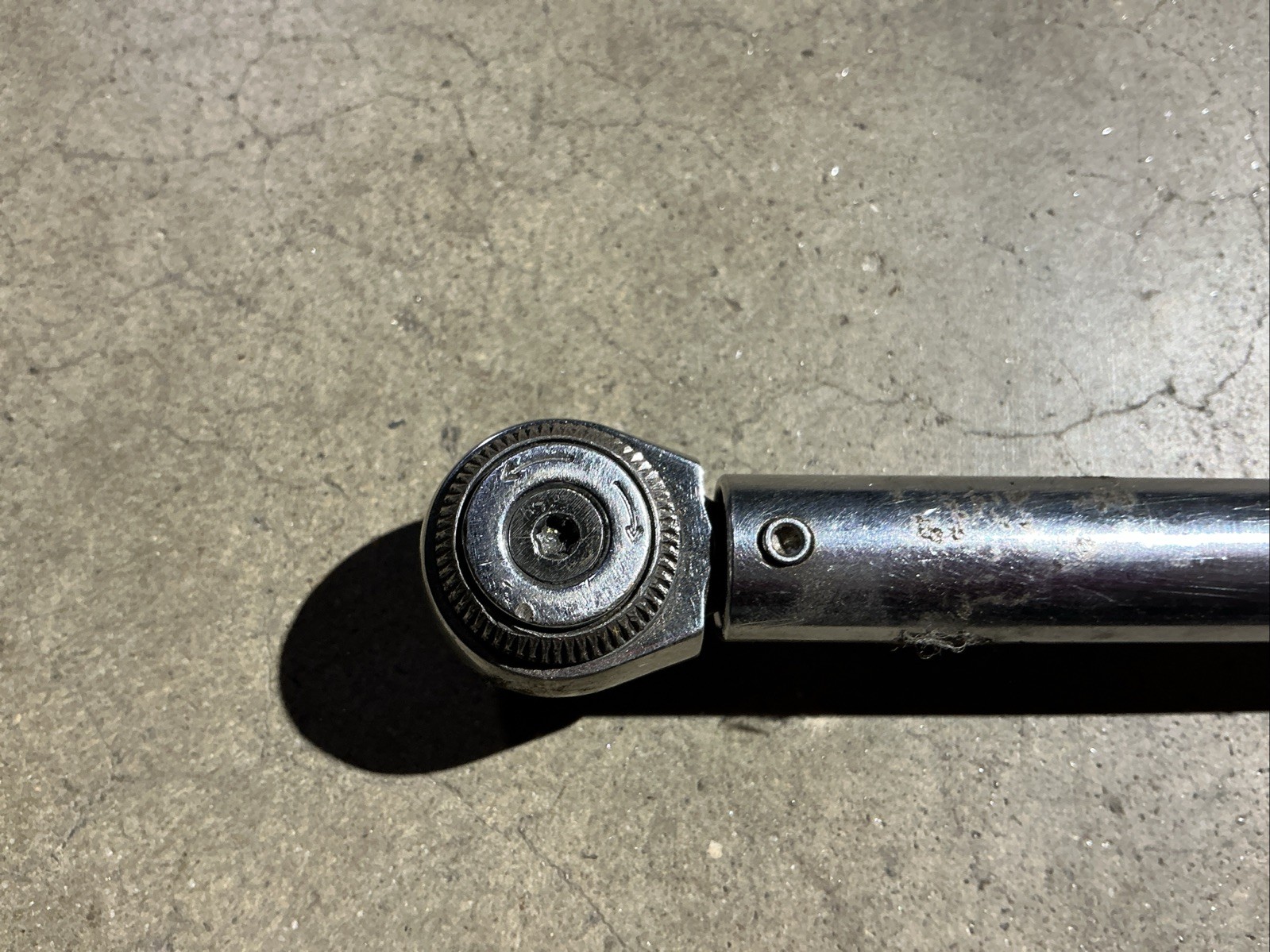Mac Tools Rounded Head Micro-Adjustable Torque Wrench 30-200 In-Lbs 1/4 TWM200A