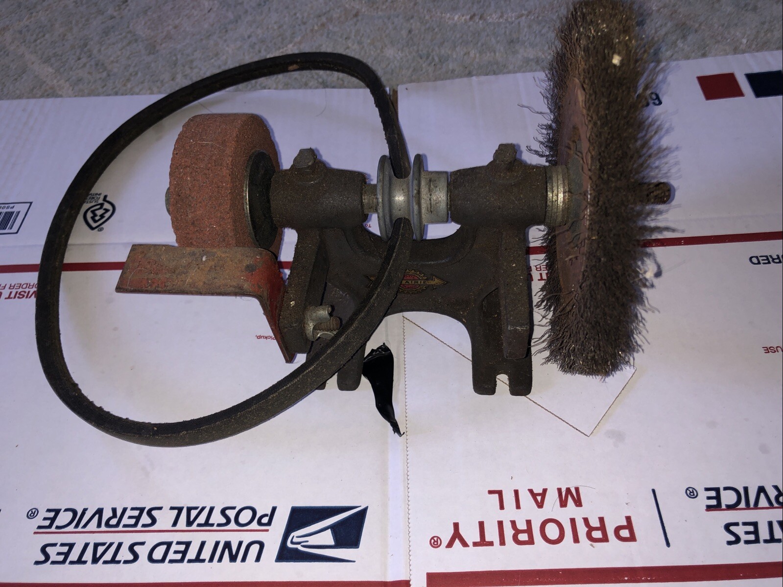 Vtg Prairie Tool Belt Driven Bench Grinder Cast Iron Grinding Stone & Wire Wheel