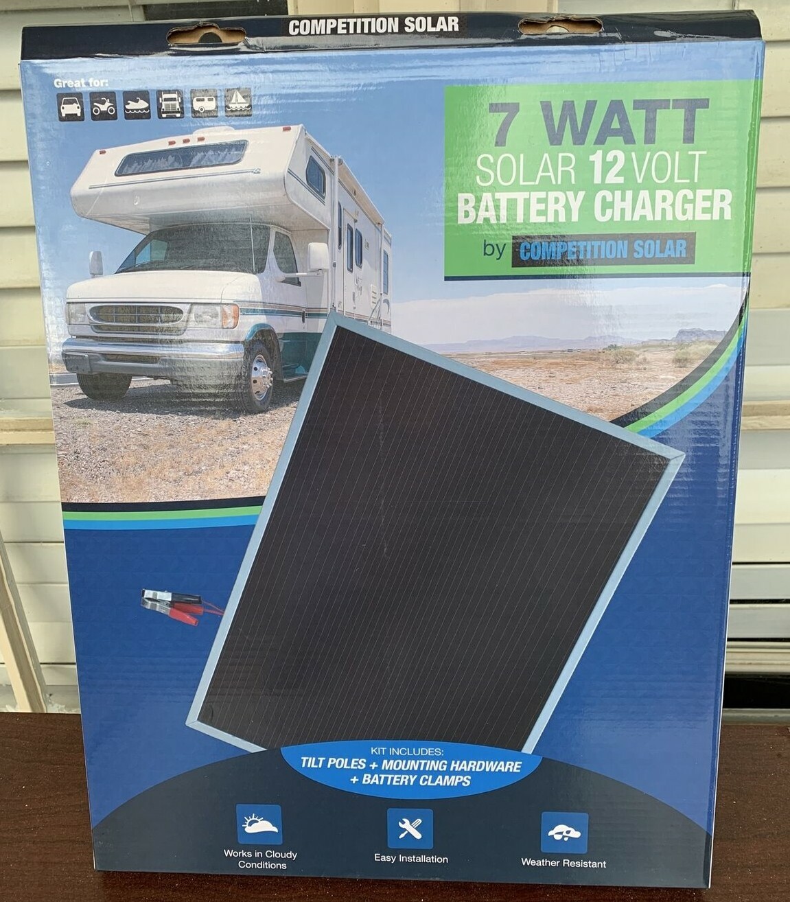Competition Solar 7-Watt Amorphous Solar 12volt Power Battery Charger new 41007