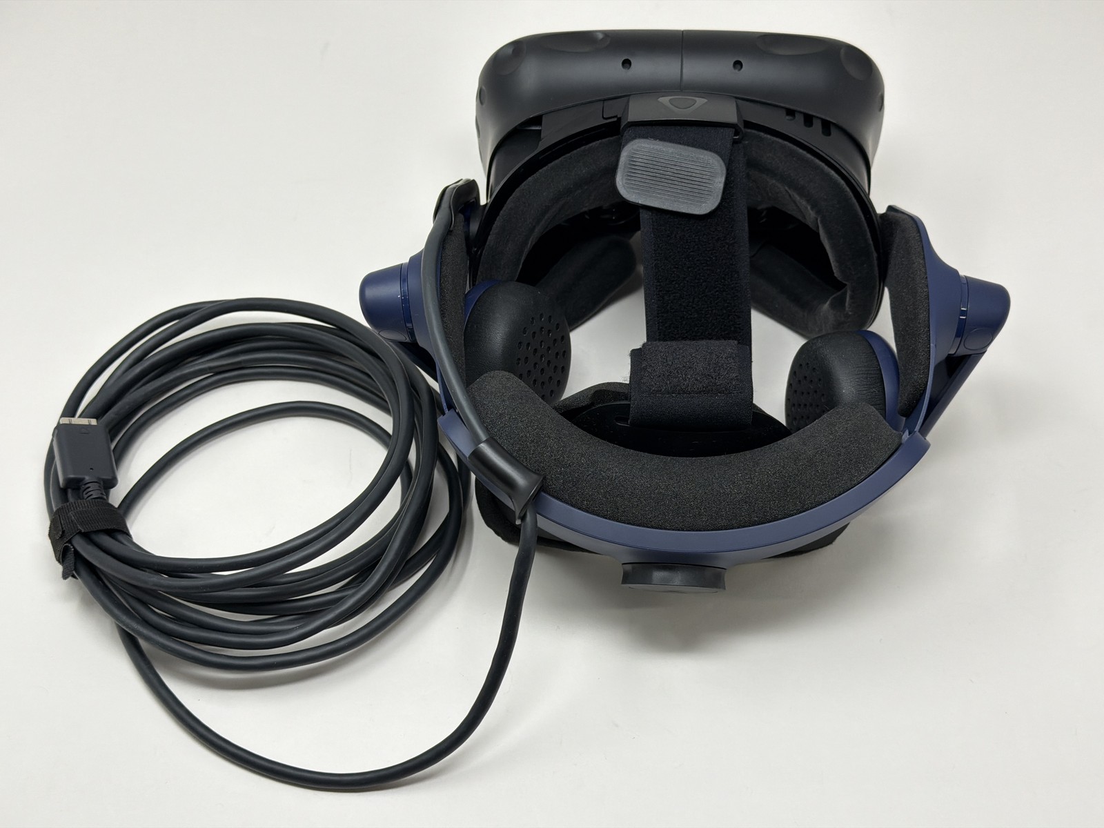 HTC VIVE Pro 2 Virtual Reality System Headset Only Used