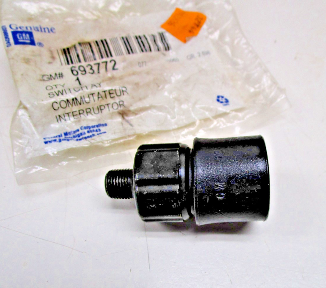 GM 693772 Switch