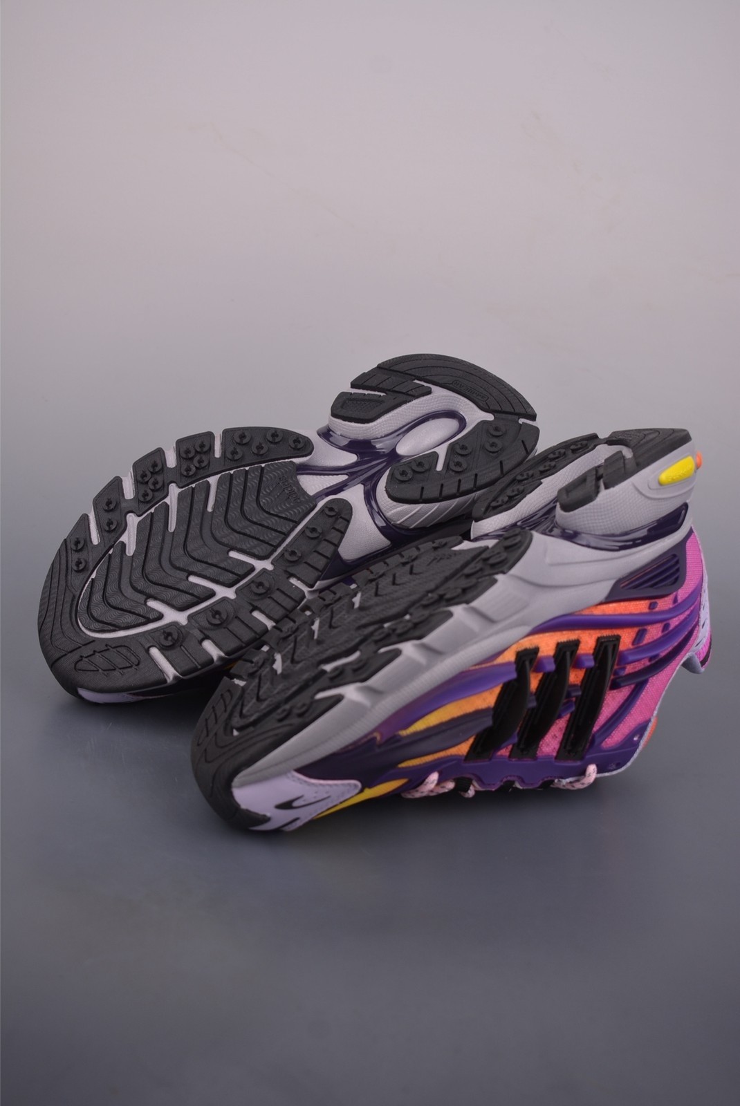 JP9275 Pharrell adidas Adistar Jellyfish