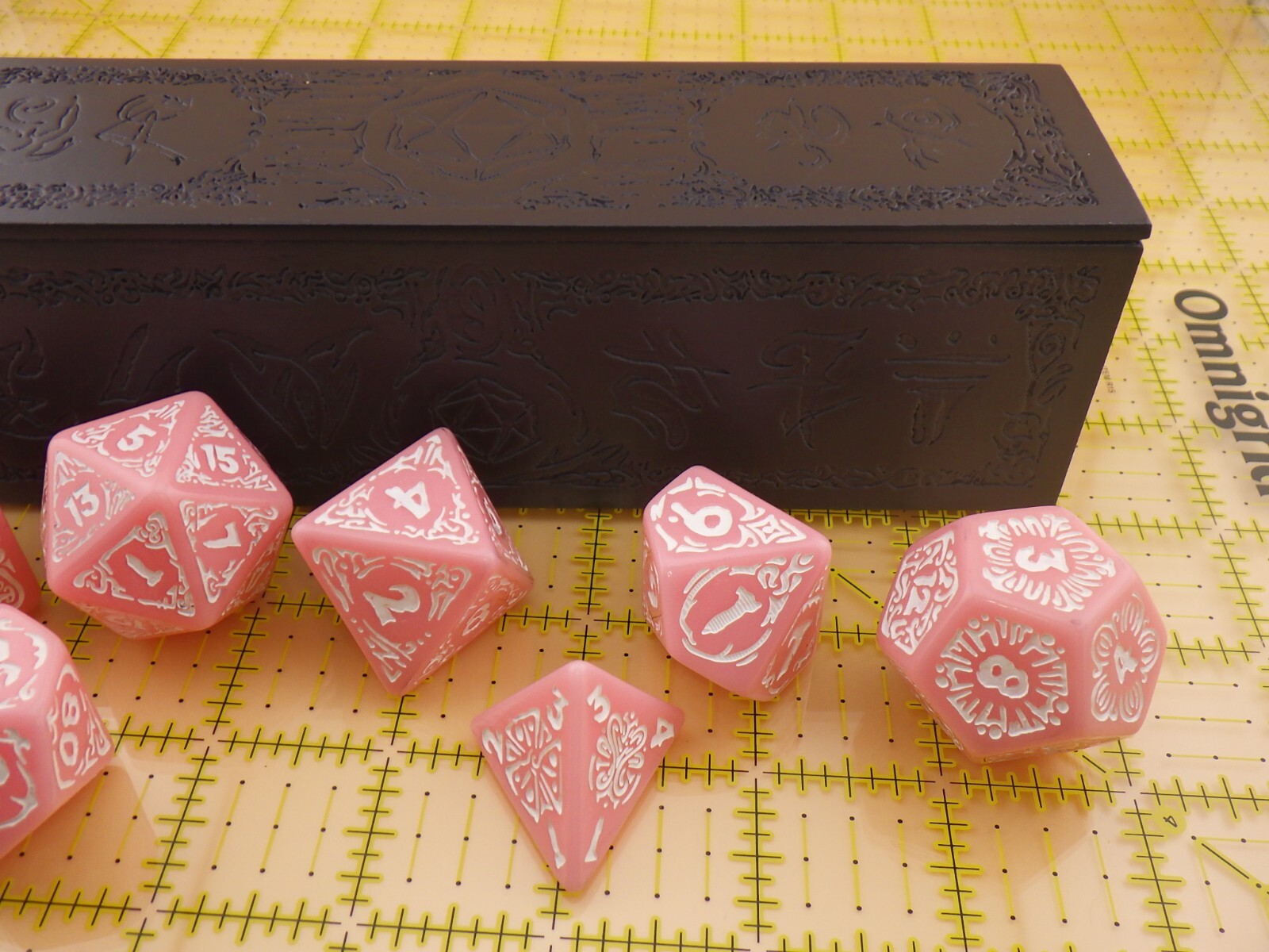 Titan Dice Calliope: Cherry Blossom with White Polyhedral Set with Box RPG